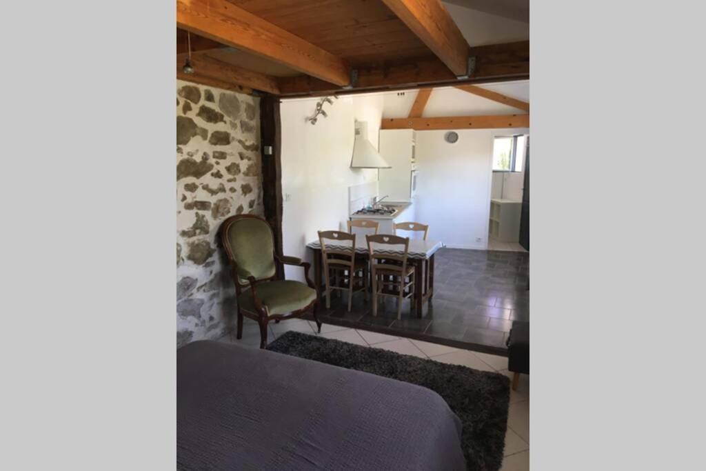Entre Vignes Et Loire Apartamento Blaison-Saint-Sulpice Exterior foto
